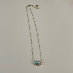 Kendra Scott necklace